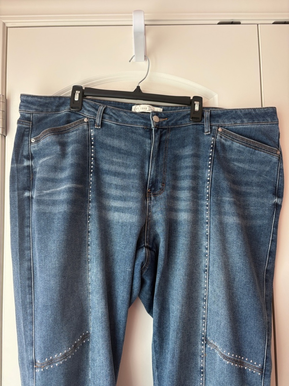 Cato Mid-Rise Straight Leg Jeans with Stud Detail - Picture 3 of 8